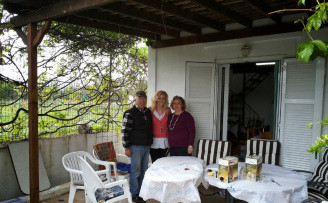 VA family(Dimitris, Aspa, Anna)